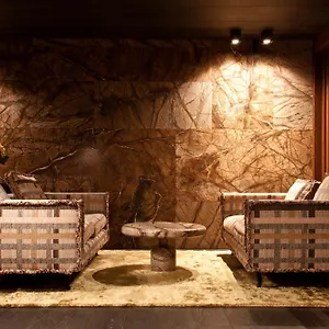 4* Отель Alexander Charme